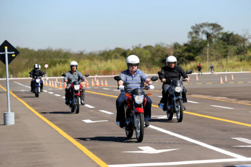 Valor de Habilitação Moto e Carro São Francisco de Chagas - Carteira de Motorista para Moto